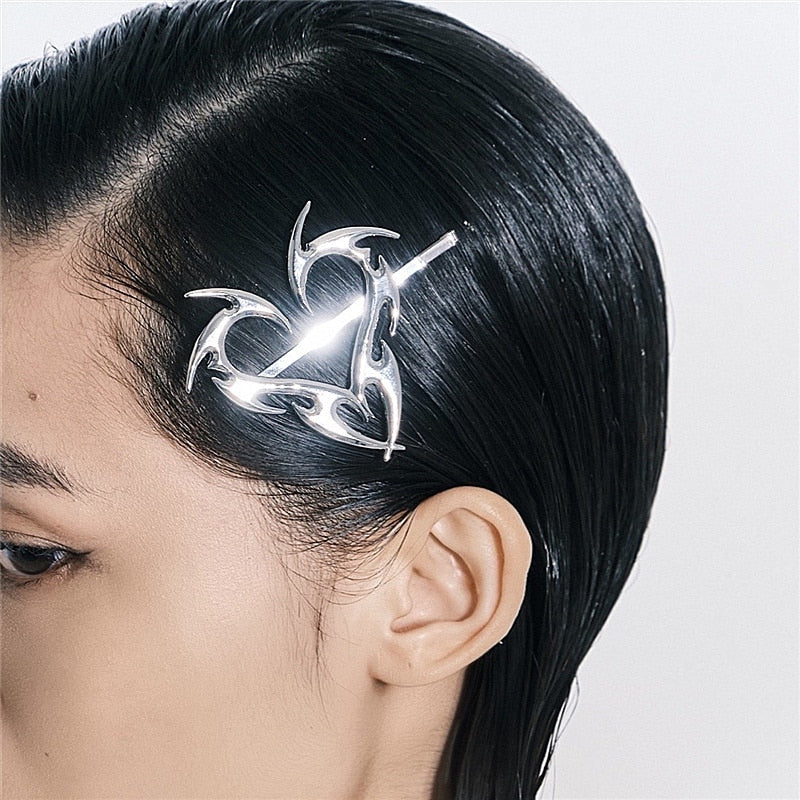 Hip Hop Metal Love Heart Hairpins Korean Trendy Cool Girls Side Clip Women Geometric Unique Design Silver Color Brarrettes