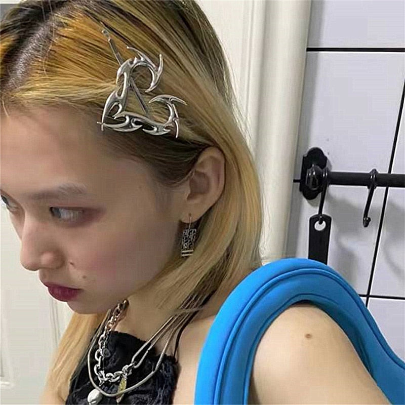 Hip Hop Metal Love Heart Hairpins Korean Trendy Cool Girls Side Clip Women Geometric Unique Design Silver Color Brarrettes