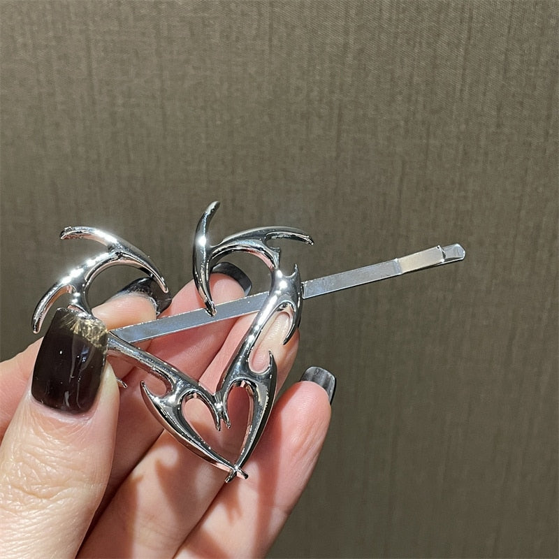 Hip Hop Metal Love Heart Hairpins Korean Trendy Cool Girls Side Clip Women Geometric Unique Design Silver Color Brarrettes